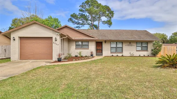 $274,900 | 2417 Sabal Palm Drive, Edgewater, FL 32141