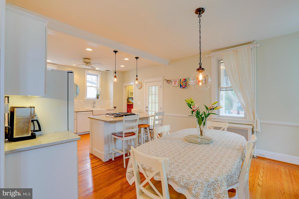 21 Ridge Road Catonsville, MD 21228 - Photo 8 of 25 Dining Room