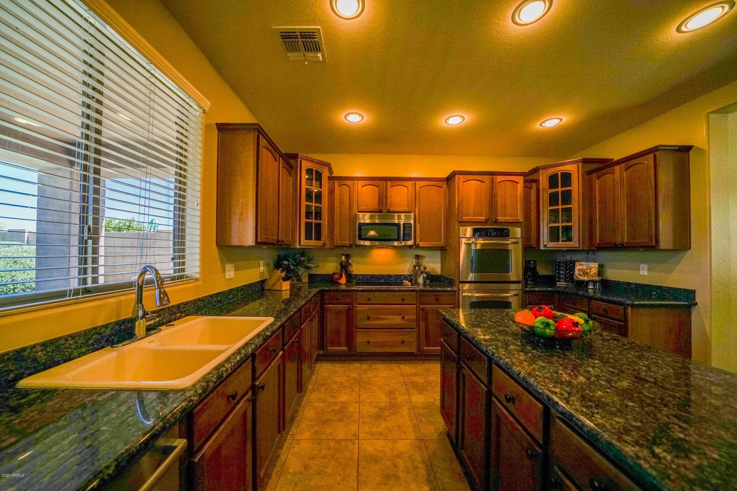 17614 West Verdin Road Goodyear, AZ 85338 - Photo 19 of 67 DSC03578