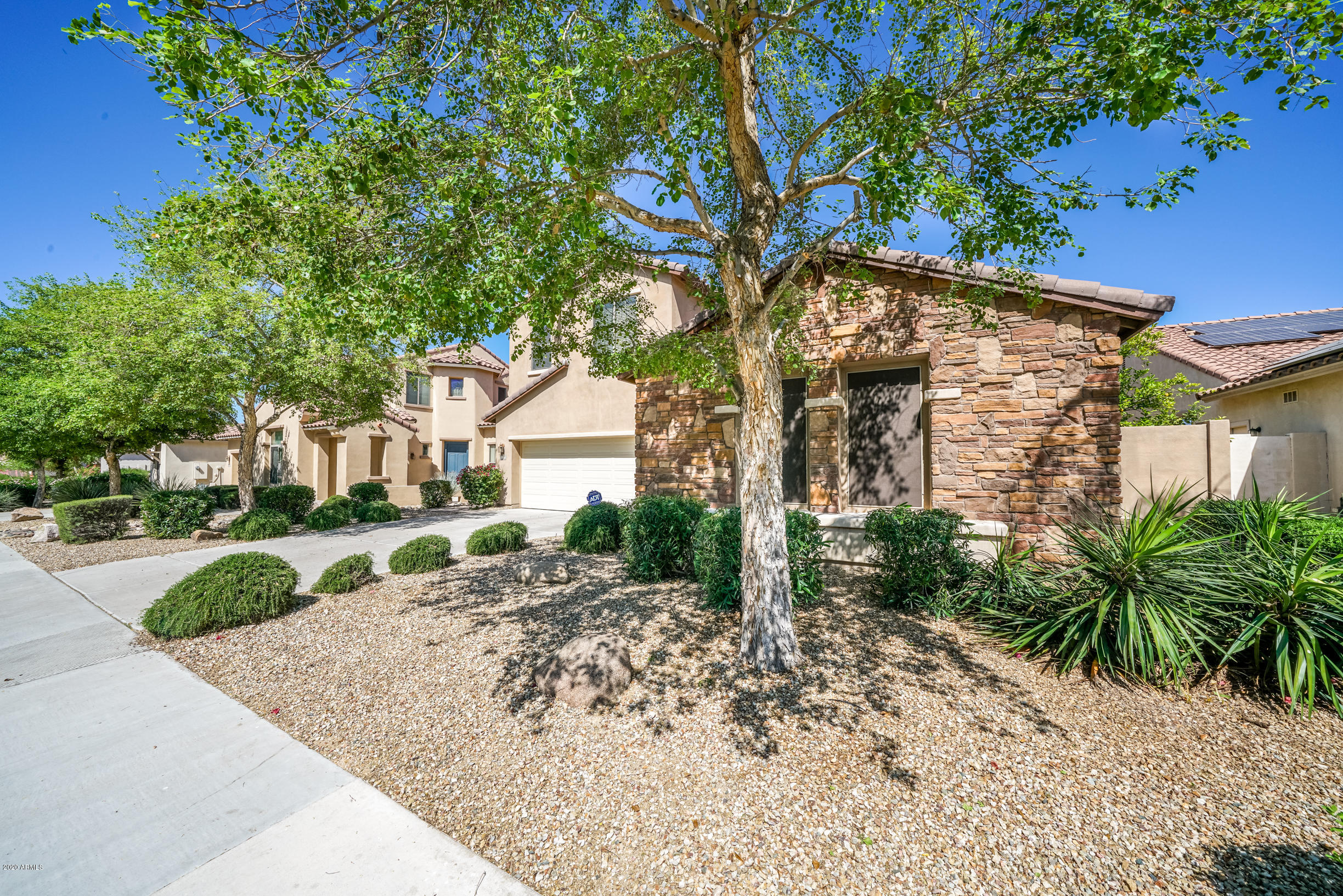 17614 West Verdin Road Goodyear, AZ 85338 - Photo 2 of 67 DSC03518