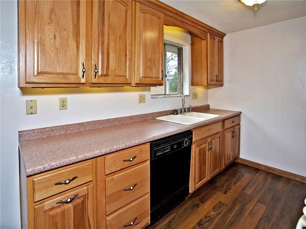 803 Freeport Road Pittsburgh, PA 15238 - Photo 3 of 25 Gallery Image 3