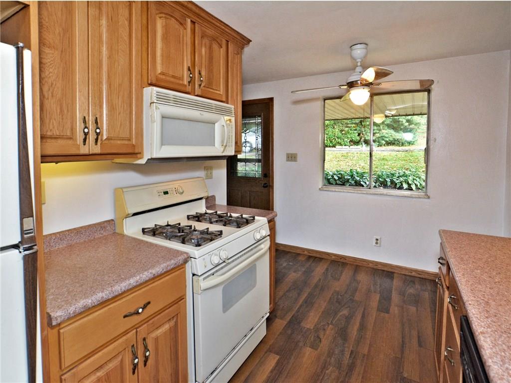 803 Freeport Road Pittsburgh, PA 15238 - Photo 5 of 25 Gallery Image 5