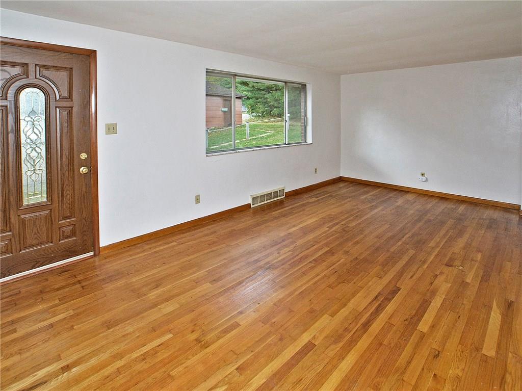 803 Freeport Road Pittsburgh, PA 15238 - Photo 9 of 25 Gallery Image 9