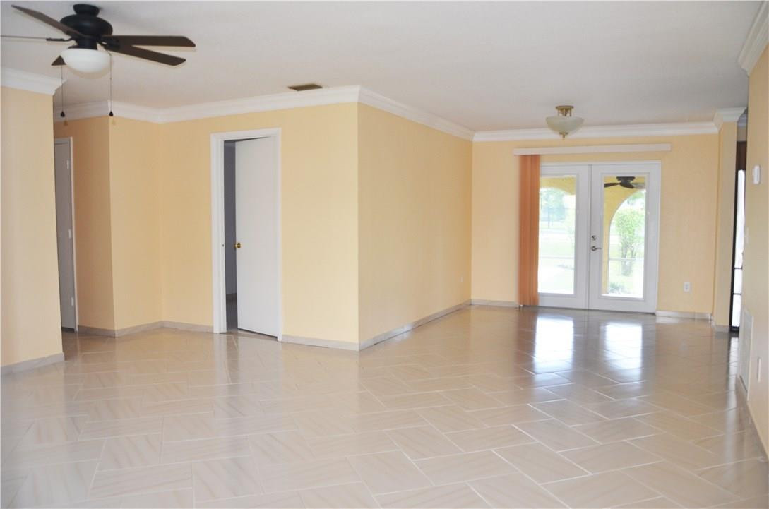 10575 Ermine Avenue Boca Raton, FL 33428 - Photo 2 of 21 Photo 2