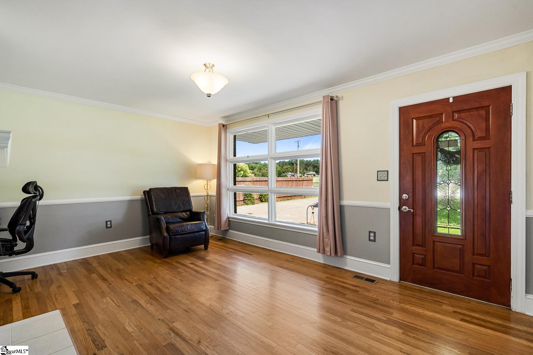 512 East Fredericks Street Anderson, SC 29621 - Photo 4 of 32 Gallery Image 4