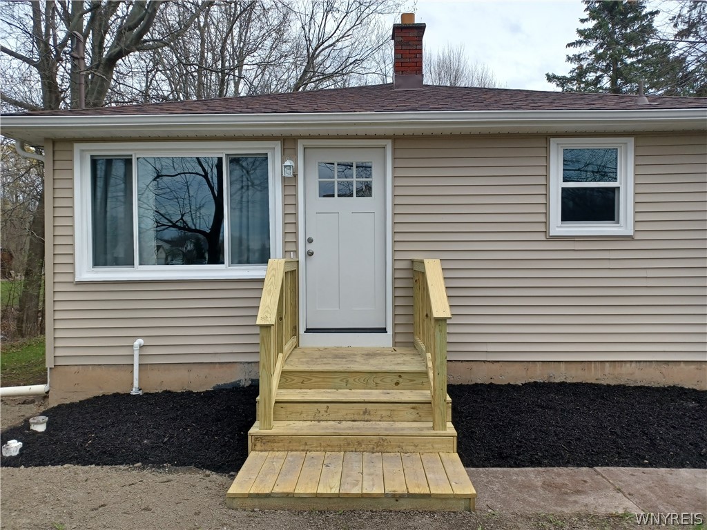 7147 Witmer Road Wheatfield, NY 14120 - Photo 1 of 1 Exterior front with new porch