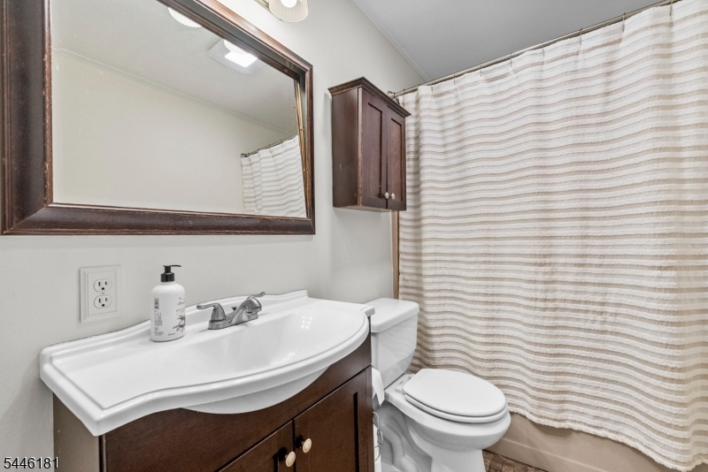 59 Possaghi Road Newton, NJ 07860 - Photo 17 of 46