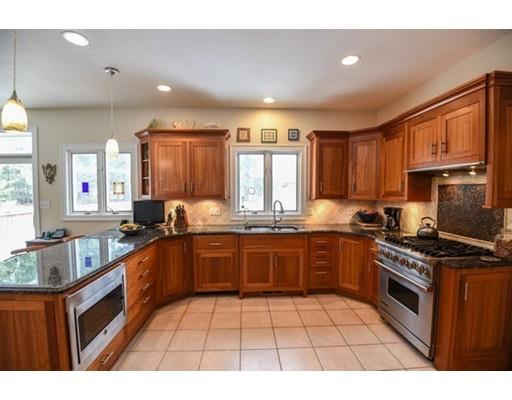 15 Tanglewood Road Amherst, MA 01002 - Photo 4 of 30 Gallery Image 4