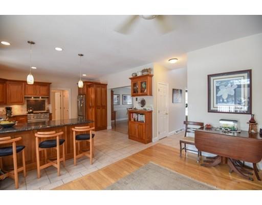 15 Tanglewood Road Amherst, MA 01002 - Photo 8 of 30 Gallery Image 8