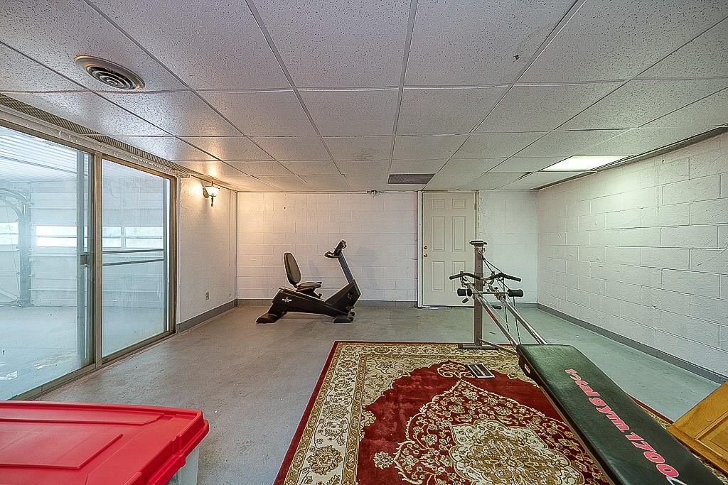 1335 Akehurst Road Pittsburgh, PA 15220 - Photo 35 of 35 Gallery Image 35