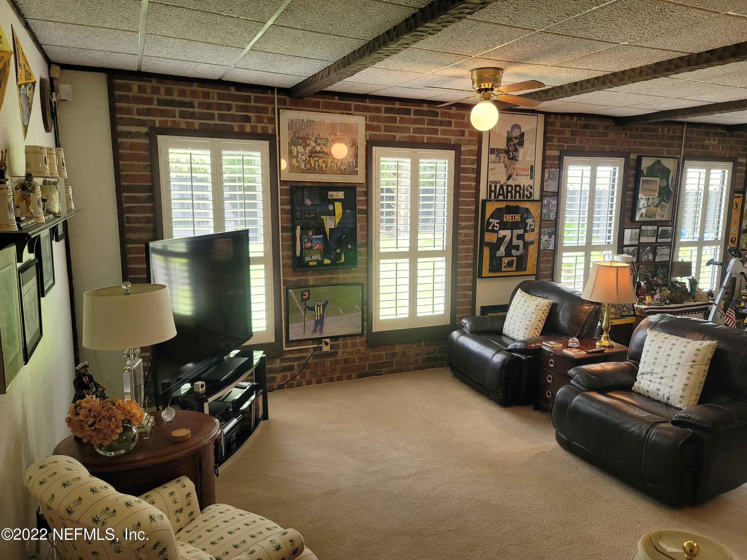 5765 Richmond Road Jacksonville, FL 32210 - Photo 47 of 73 47 Bar Room