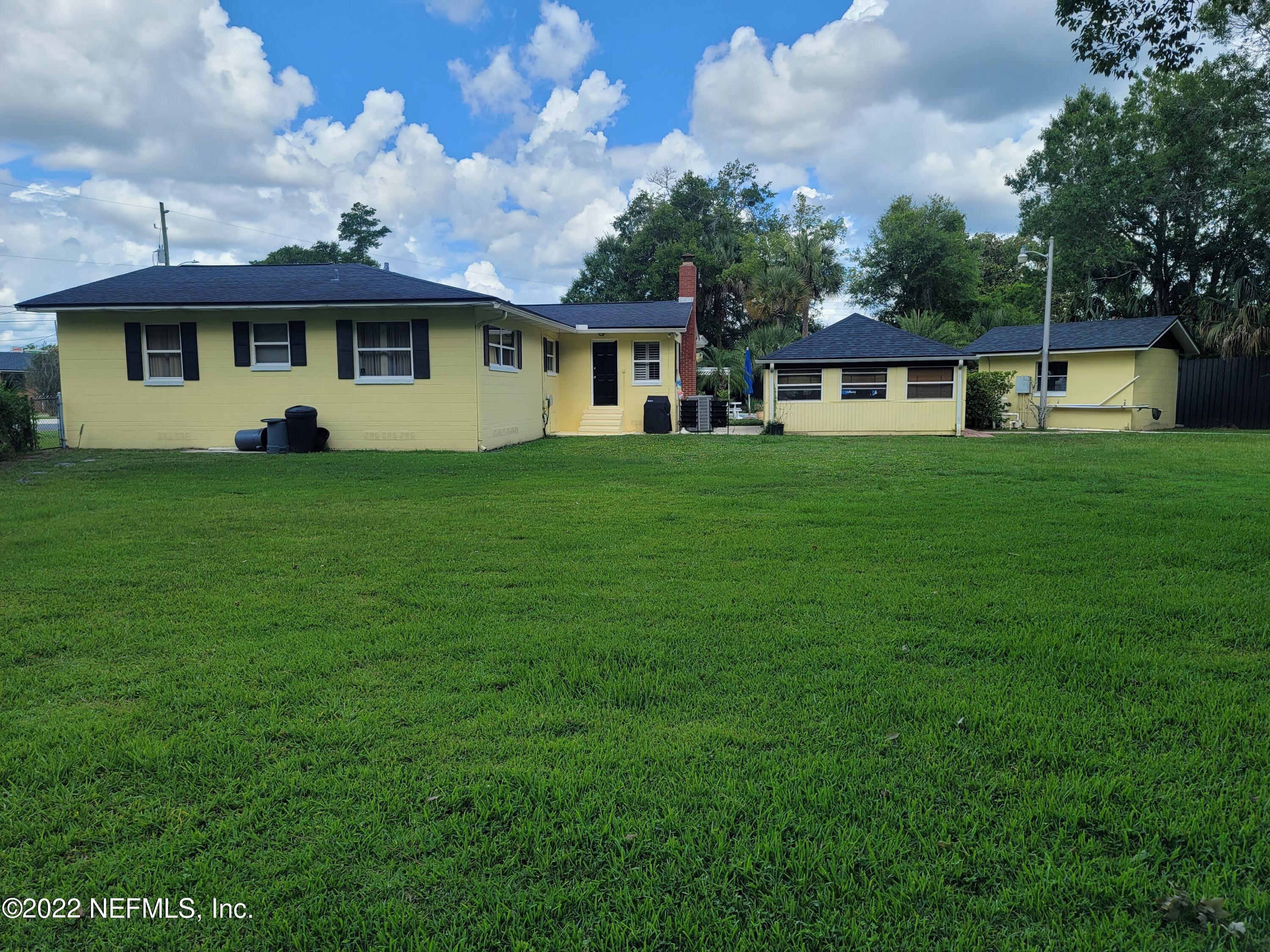 5765 Richmond Road Jacksonville, FL 32210 - Photo 73 of 73 73 Side Yard