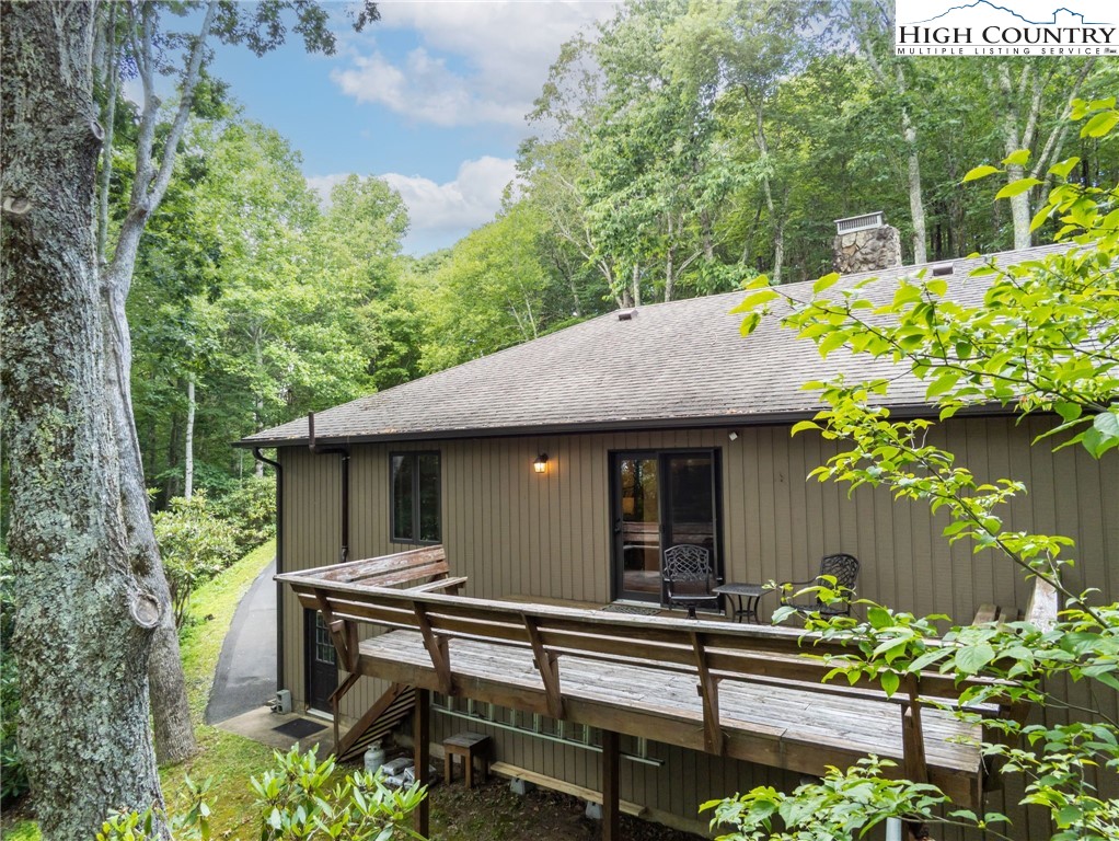 393 Trillium Ridge Boone, NC 28607 - Photo 4 of 50 a front view of a house with a yard