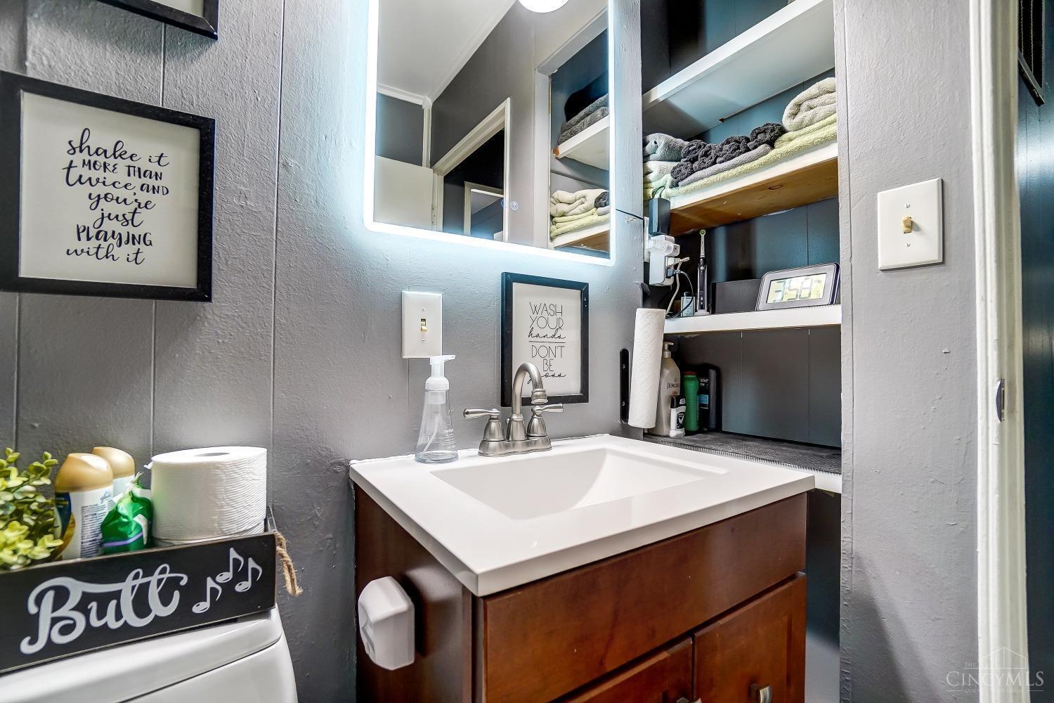 2483 Wenning Road Cincinnati, OH 45231 - Photo 20 of 30 Gallery Image 20