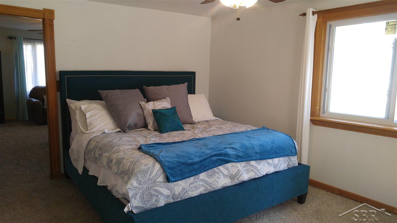 615 Adams Road Saginaw, MI 48609 - Photo 27 of 41 31288527-26.JPG