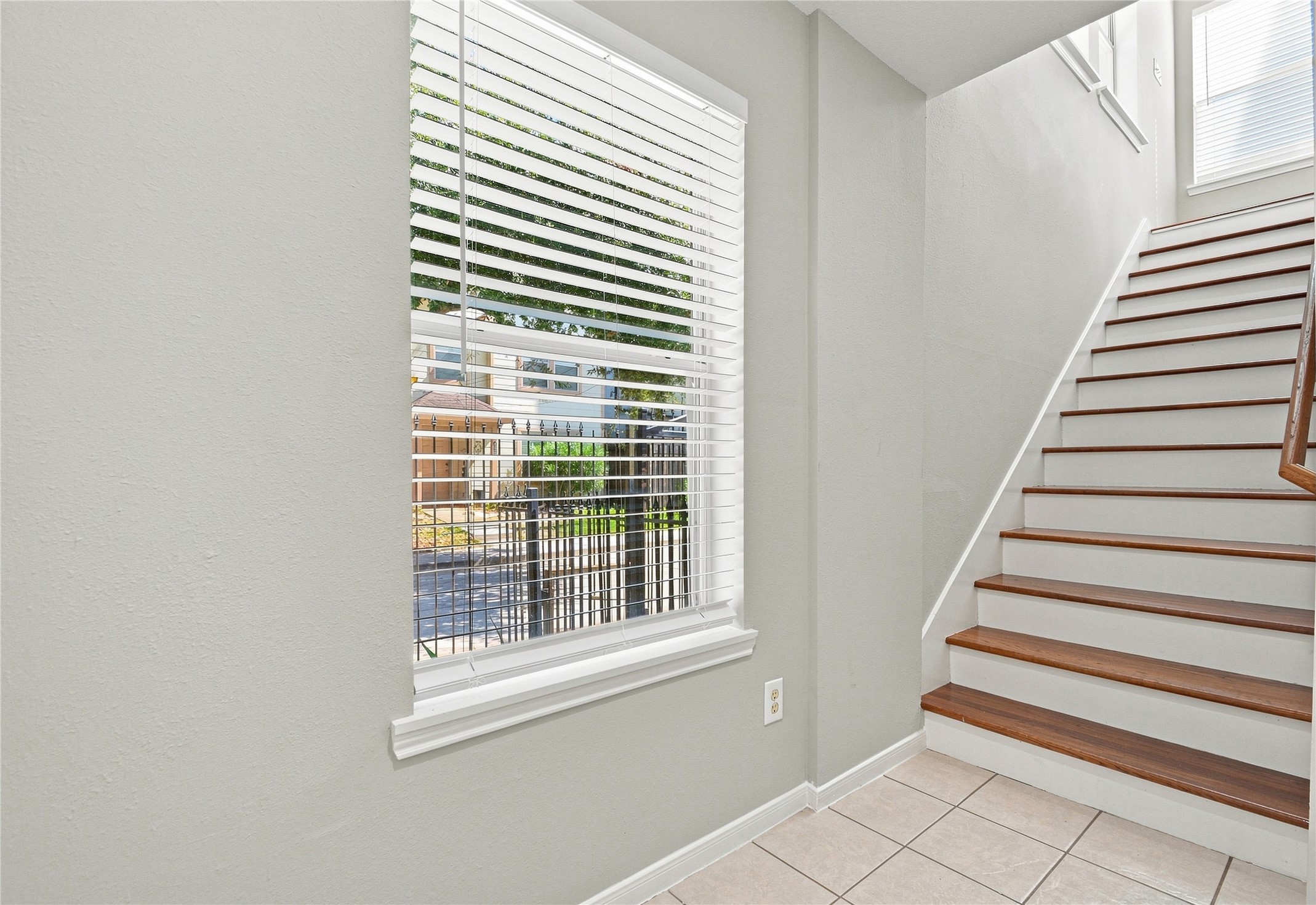 1421 Ruthven Street Houston, TX 77019 - Photo 23 of 36 Gallery Image 23