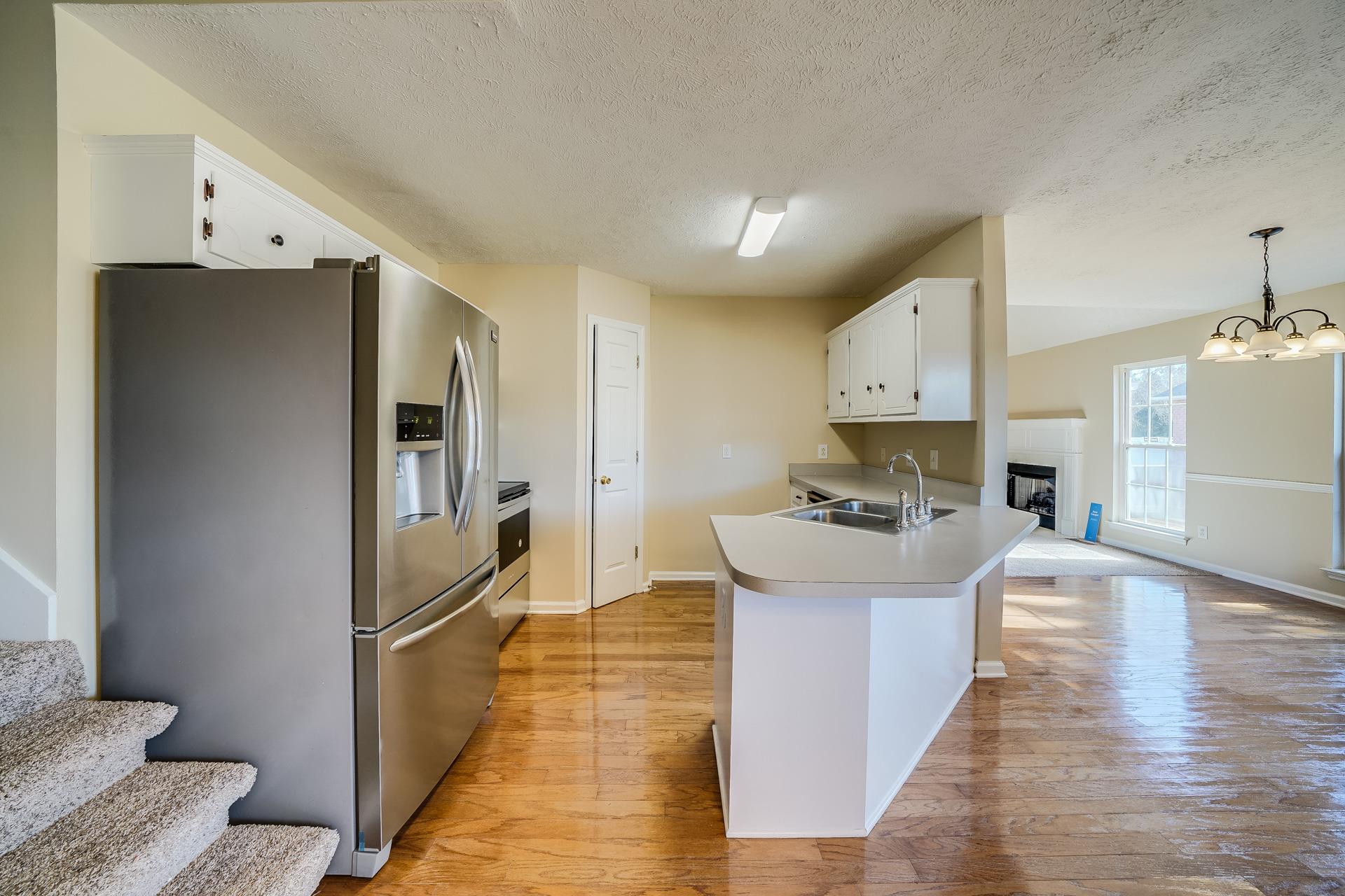 520 Compton Road Murfreesboro, TN 37130 - Photo 6 of 24 Gallery Image 6