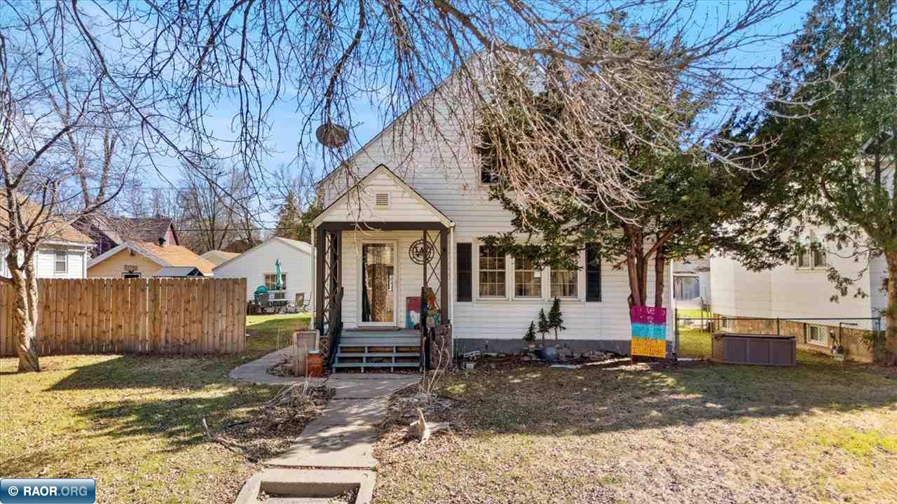 314 South 4th Street Virginia, MN 55792 - Photo 1 of 46