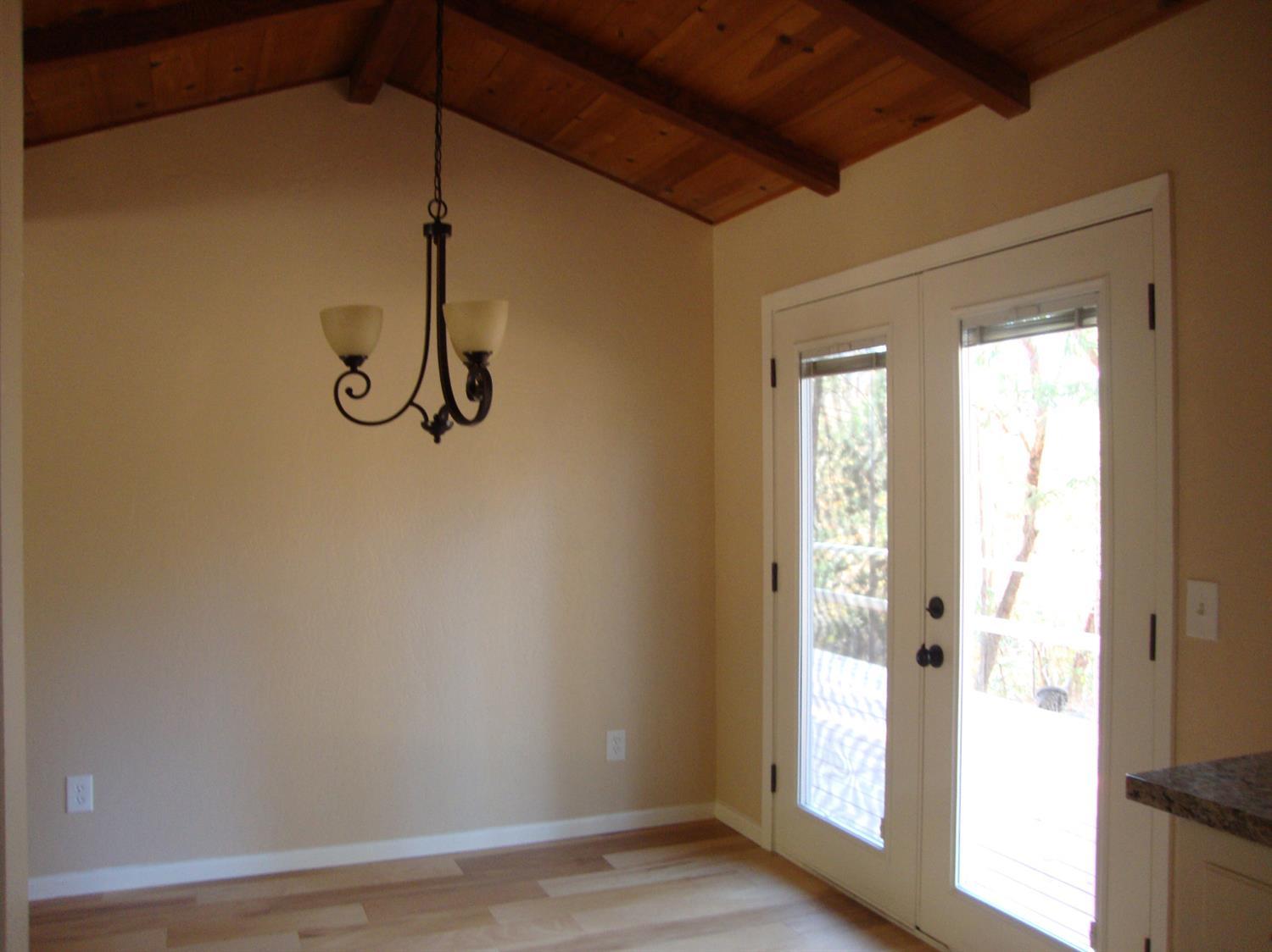 842 Summit Loop Road Grants Pass, OR 97527 - Photo 10 of 32 Additional Photo