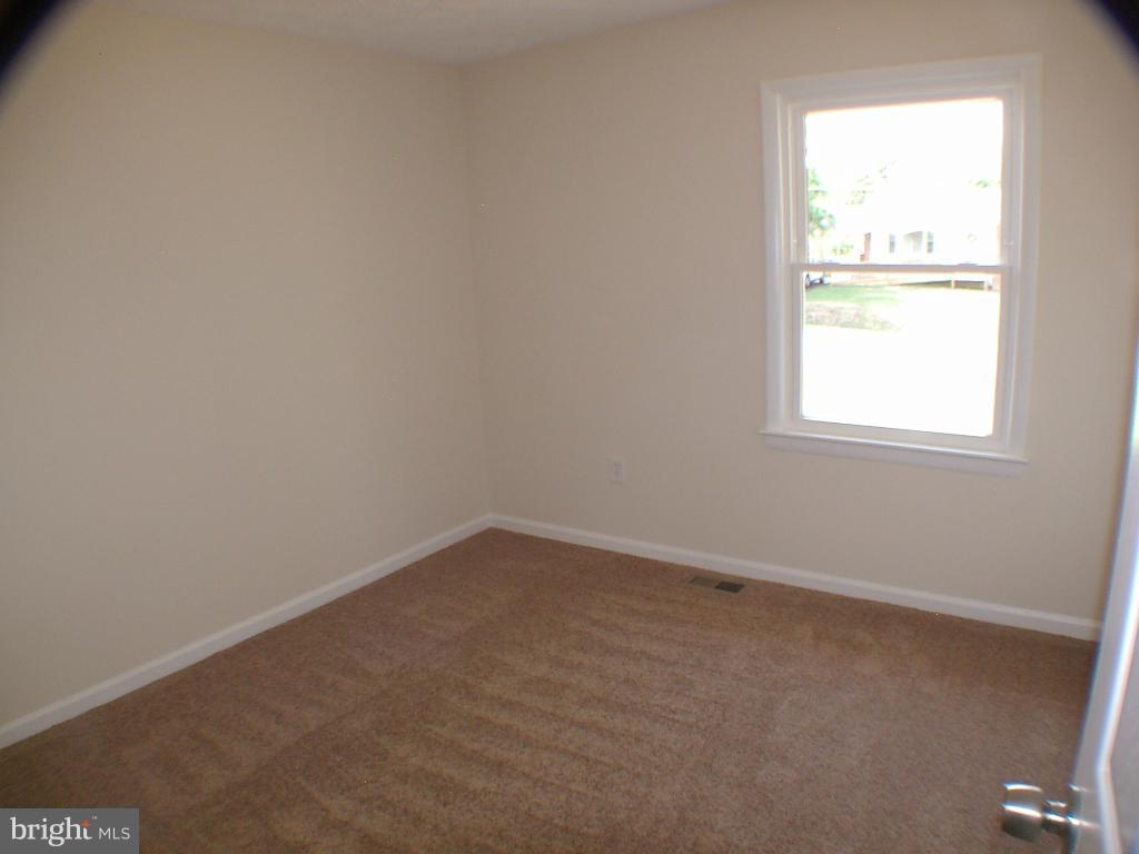 220 Ridge Road Winchester, VA 22602 - Photo 12 of 27 Bedroom