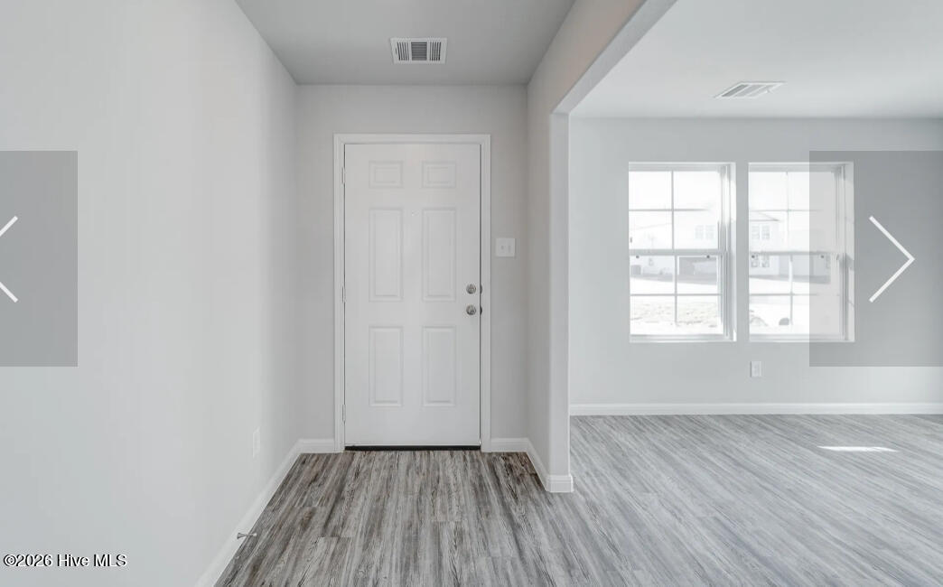 744 Rivers Edge Parkway Roanoke Rapids, NC 27870 - Photo 5 of 7 Entryway