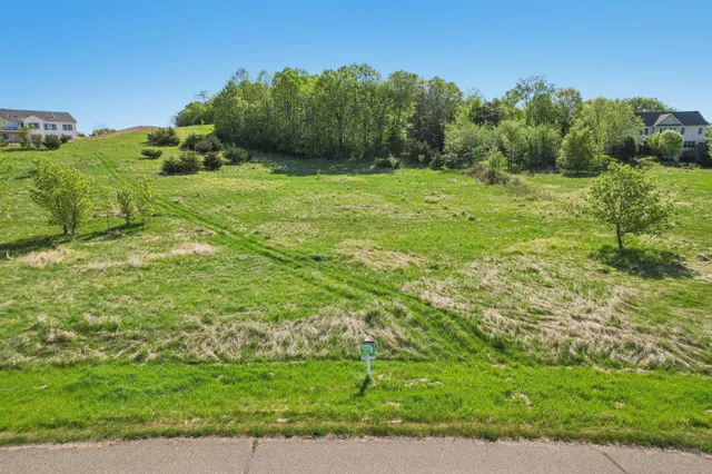 $600,000 | Lot 1-block Scenic Way, Shafer, MN 55074