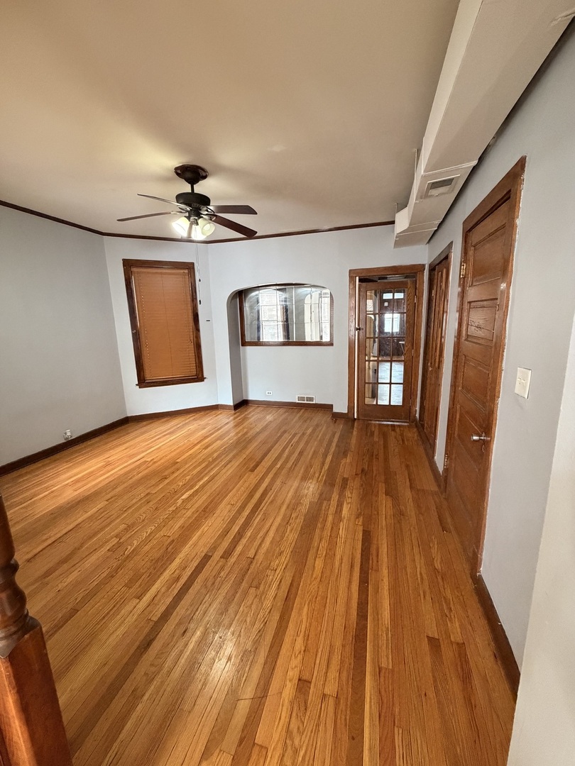 1448 West Irving Park Road, Unit 1 Chicago, IL 60613 - Photo 5 of 9