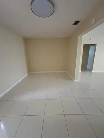 $2,650 | 1701 Southwest 16th Street, Boynton Beach, FL 33426