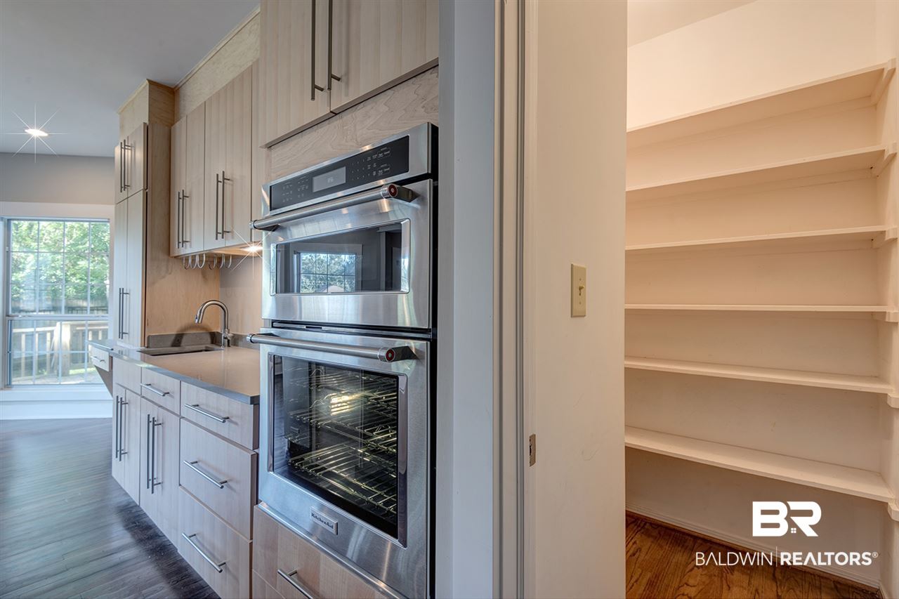 458 Ivy Circle Fairhope, AL 36532 - Photo 9 of 19 Double Ovens