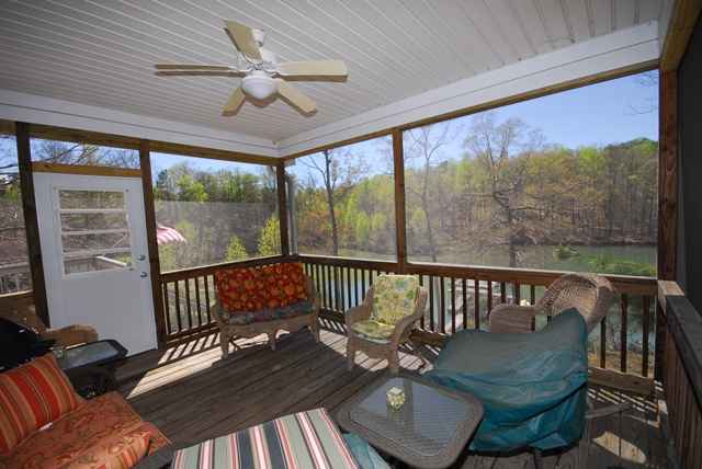 514 Inlet Drive Seneca, SC 29672 - Photo 12 of 25 Gallery Image 12