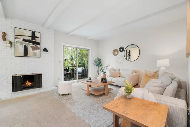 $820,000 | 100 East Middlefield Road, Unit 6G, Mountain View, CA 94043