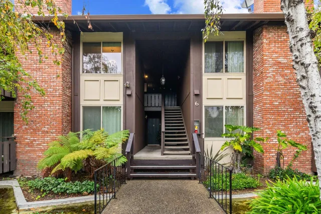 $820,000 | 100 East Middlefield Road, Unit 6G, Mountain View, CA 94043