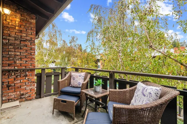 $820,000 | 100 East Middlefield Road, Unit 6G, Mountain View, CA 94043