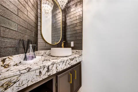 $1,498,000 | 14114 Barnhart Boulevard, Houston, TX 77077