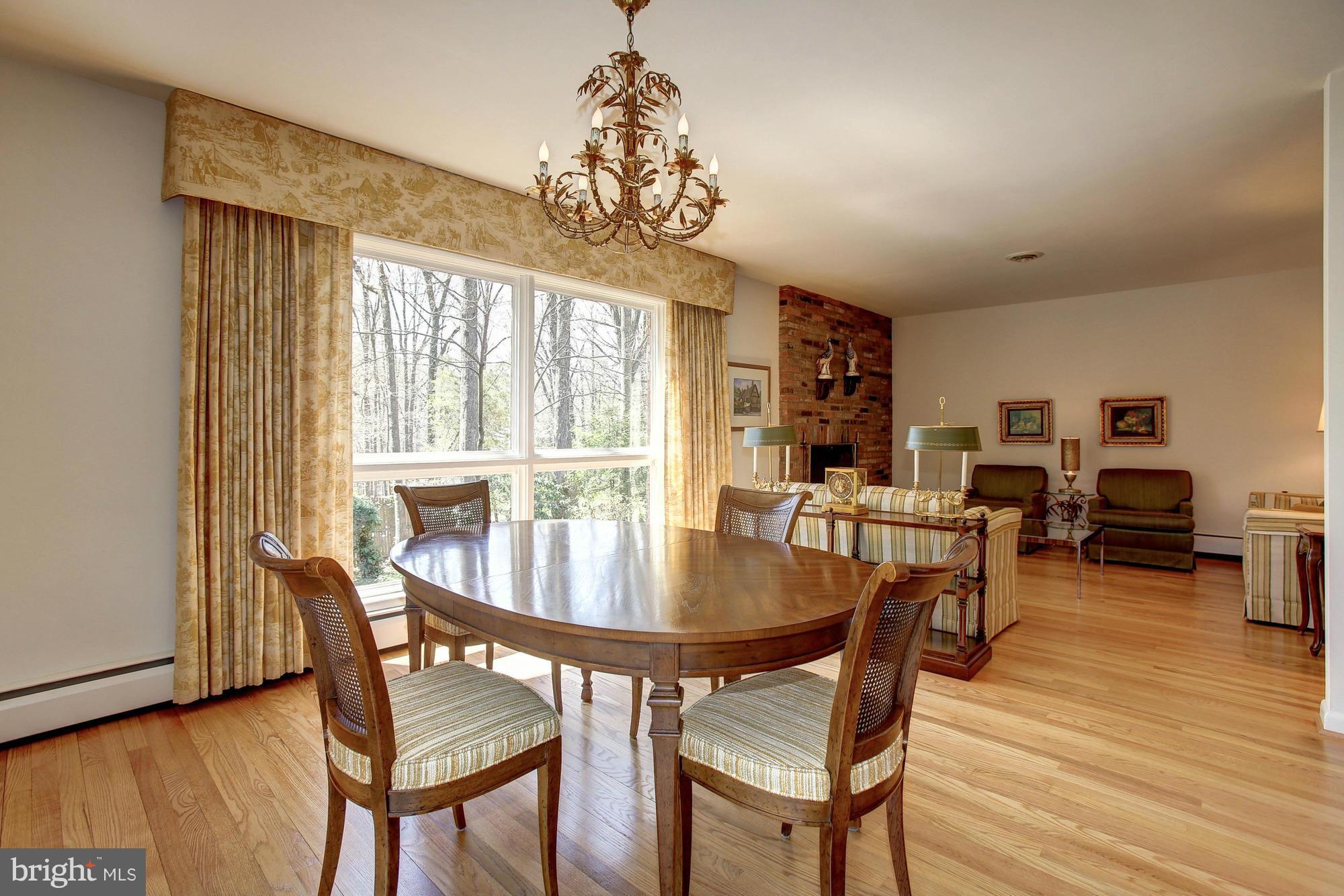 6613 Robin Road Springfield, VA 22150 - Photo 3 of 26 Dining Room