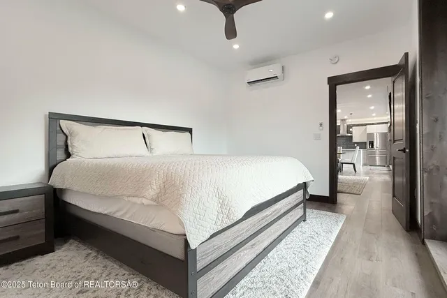 $3,750,000 | 19 Diamandis Drive, Unit 19, Alpine, WY 83128