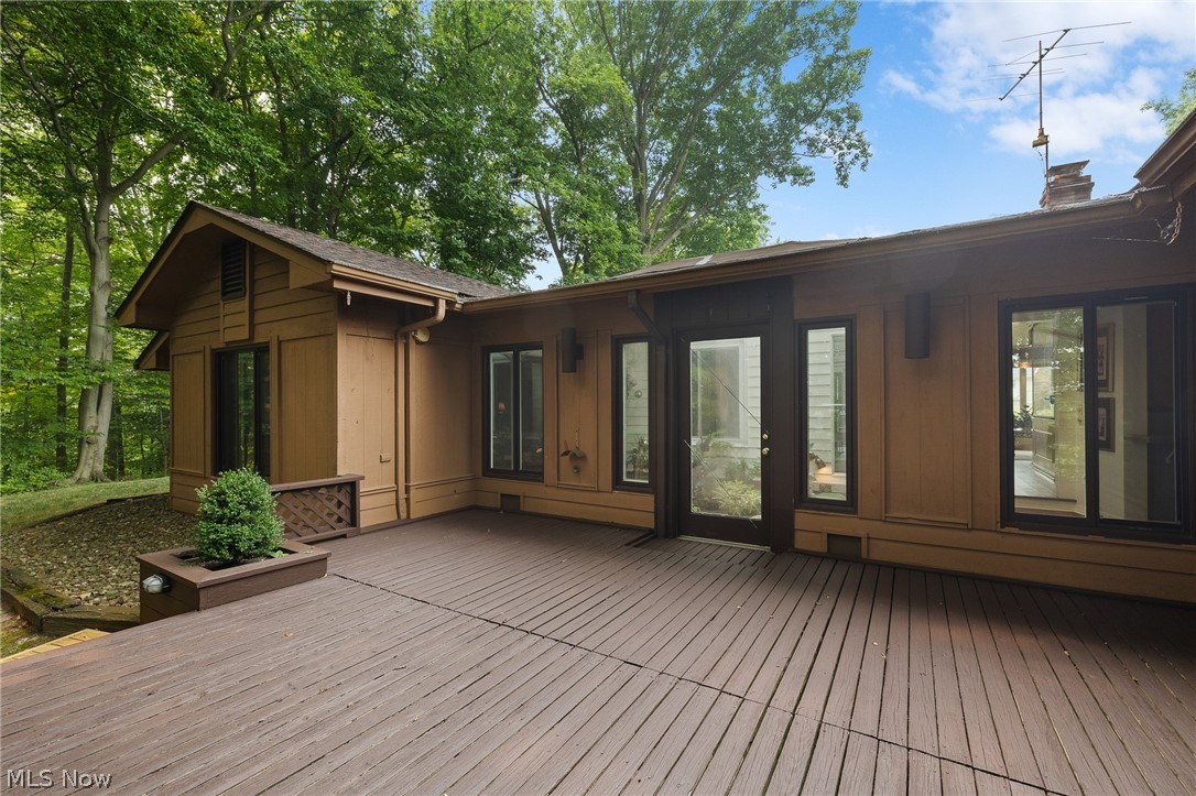 662 Barrett Road Berea, OH 44017 - Photo 35 of 36 Gallery Image 35