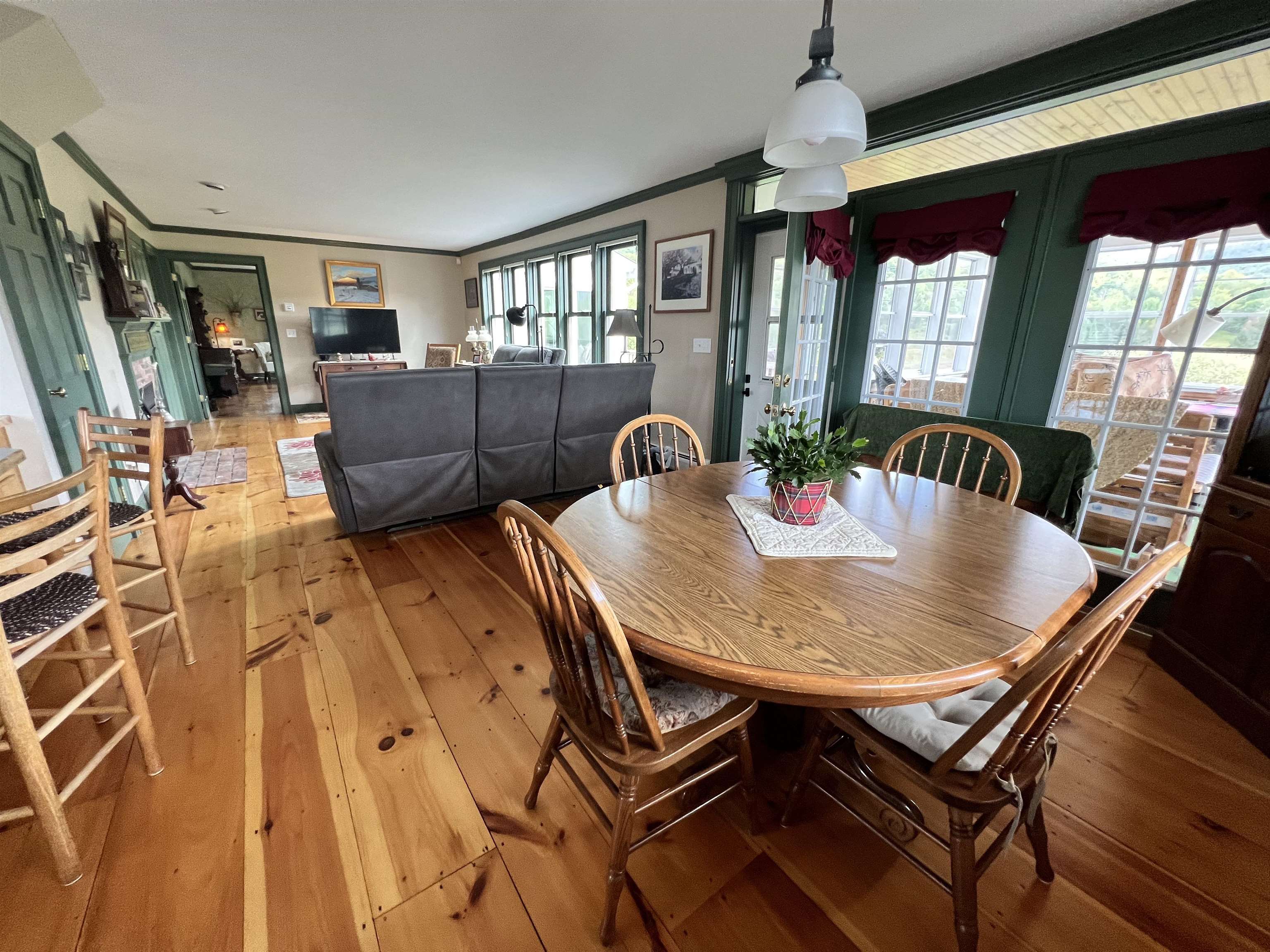 123 Geary Road Lincoln, VT 05443 - Photo 4 of 40