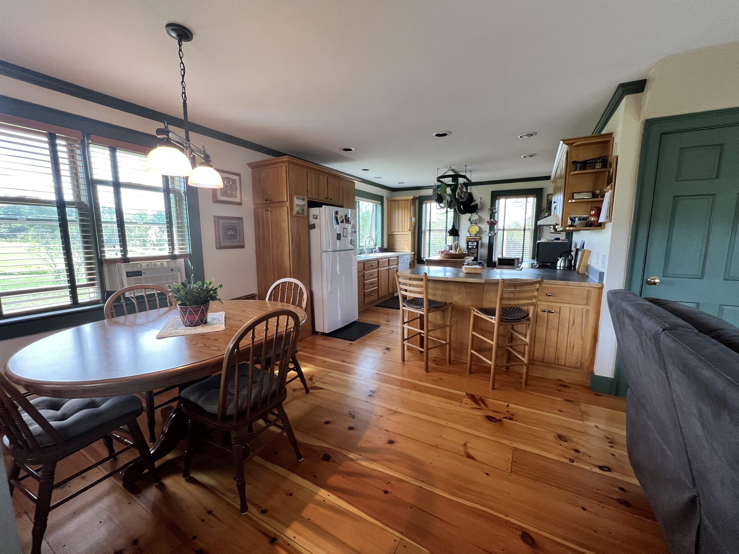 123 Geary Road Lincoln, VT 05443 - Photo 6 of 40