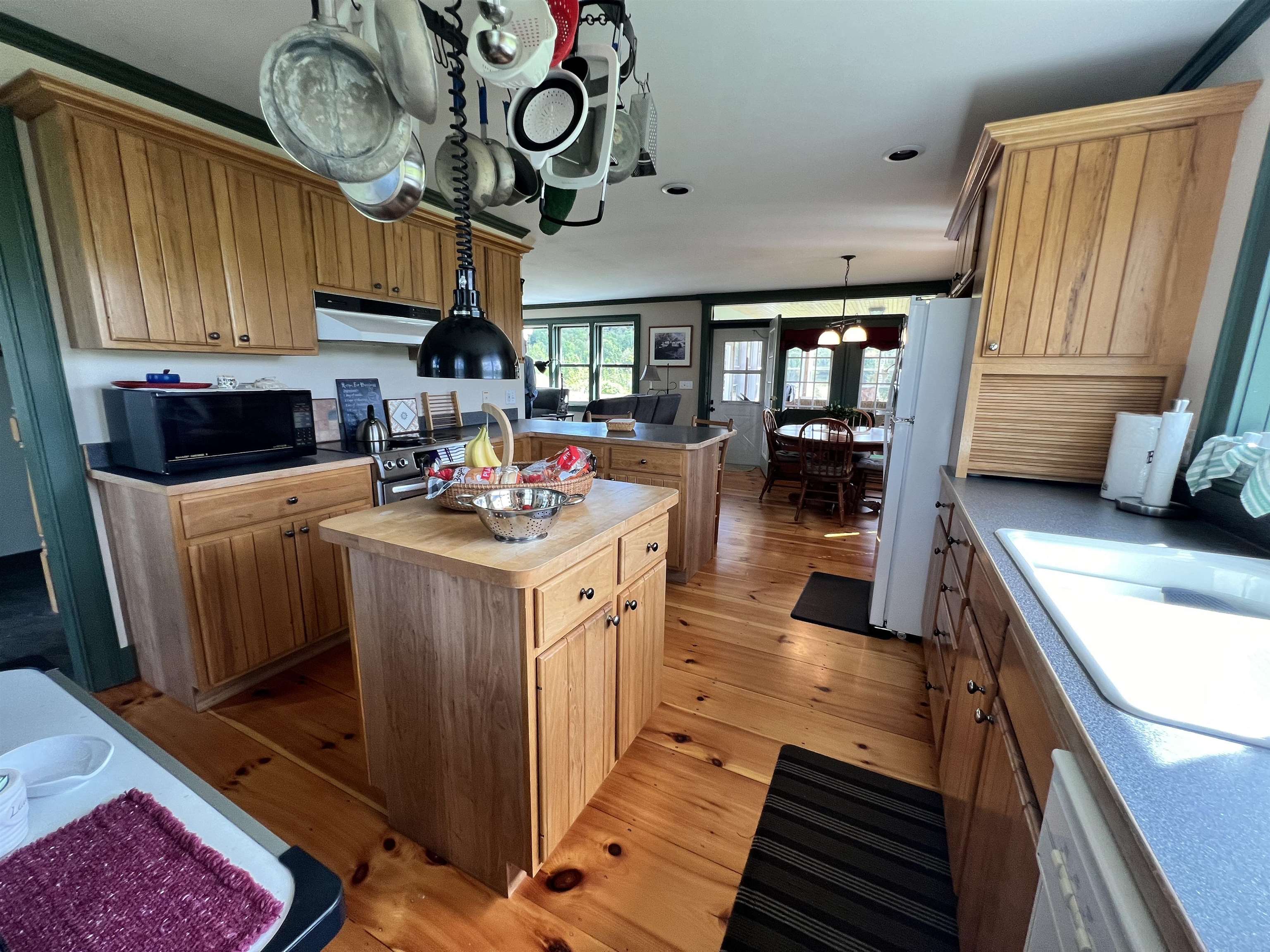 123 Geary Road Lincoln, VT 05443 - Photo 8 of 40