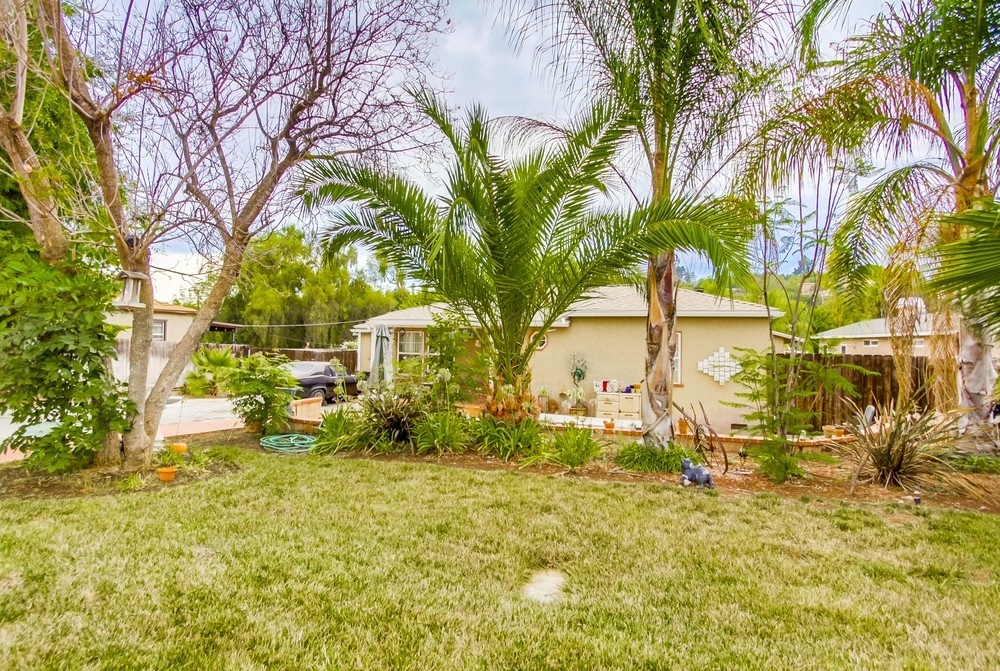 10450 Del Rio Road Spring Valley, CA 91978 - Photo 3 of 25