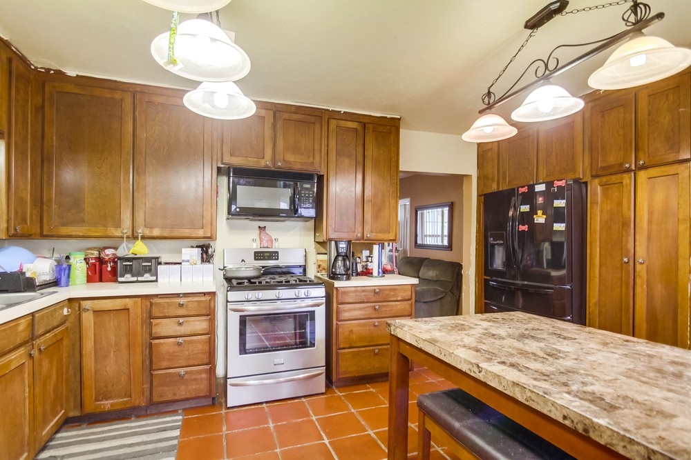 10450 Del Rio Road Spring Valley, CA 91978 - Photo 9 of 25
