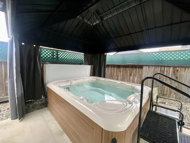 $525,000 | 7505 Vixen Court, Hughson, CA 95326