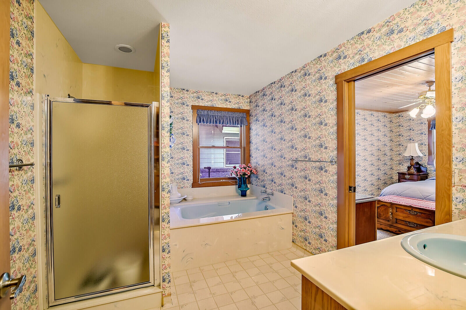 12300 Blackwell Road Central Point, OR 97502 - Photo 29 of 76 39_BR_39_mls