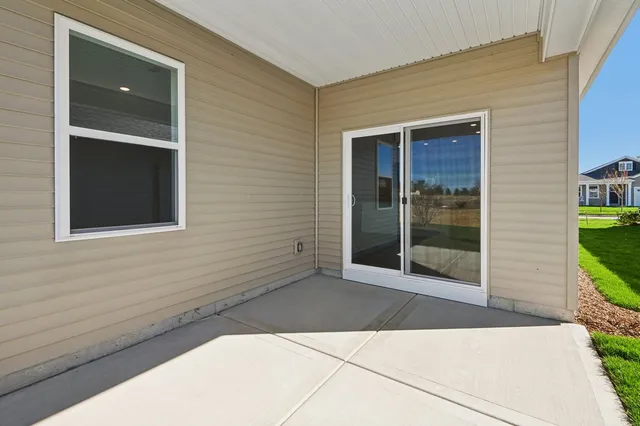 $389,990 | 809 Mesa Lane, Pingree Grove, IL 60140