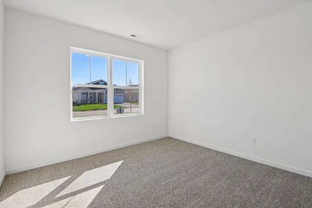 $389,990 | 809 Mesa Lane, Pingree Grove, IL 60140