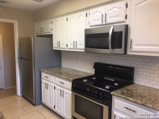 7926 Rugged Ridge Street San Antonio, TX 78254 - Photo 2 of 11