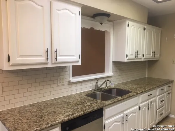 $1,850 | 7926 Rugged Ridge Street, San Antonio, TX 78254