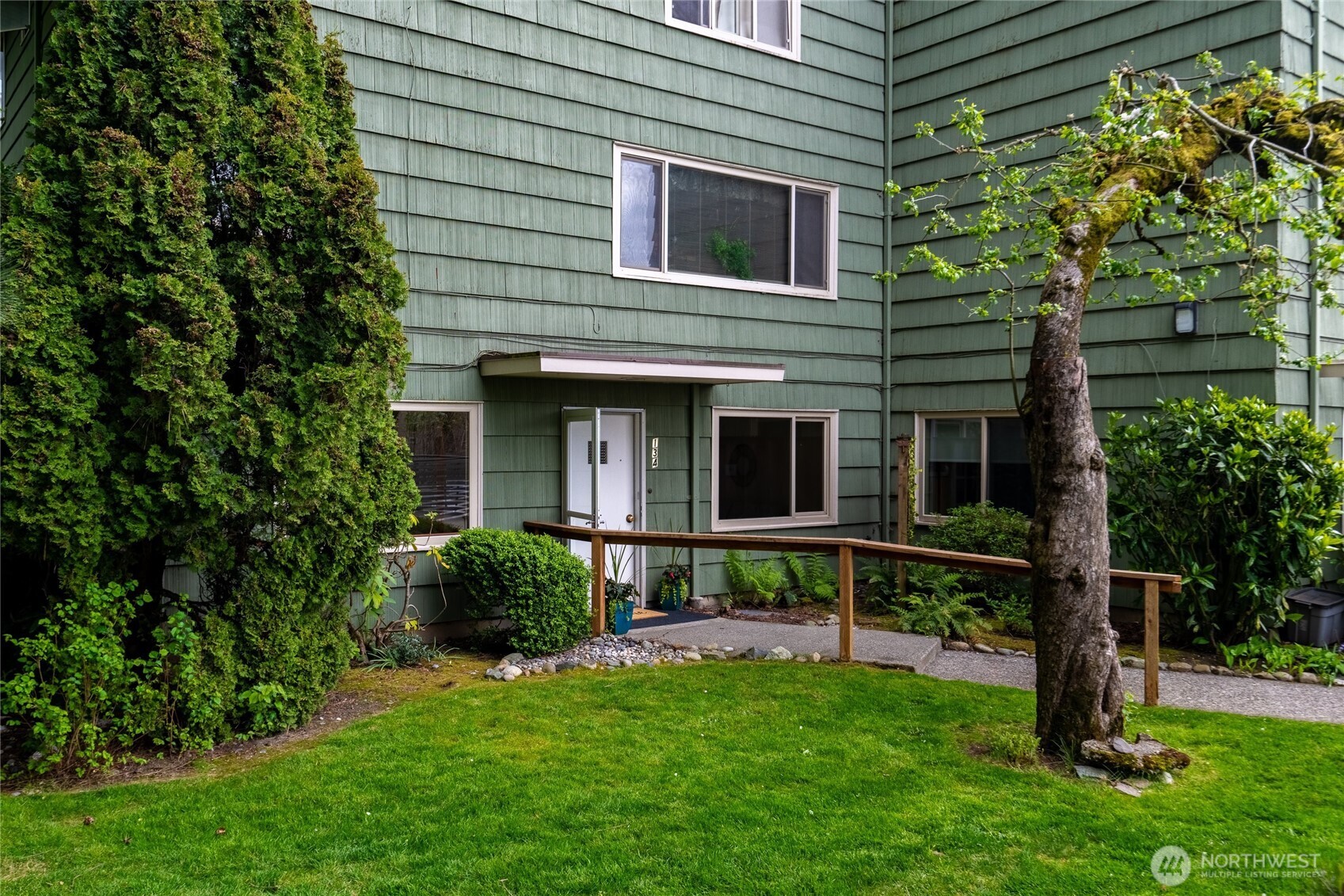 901 North Forest Street, Unit 134 Bellingham, WA 98225 - Photo 31 of 39 a view of an house with backyard space and garden