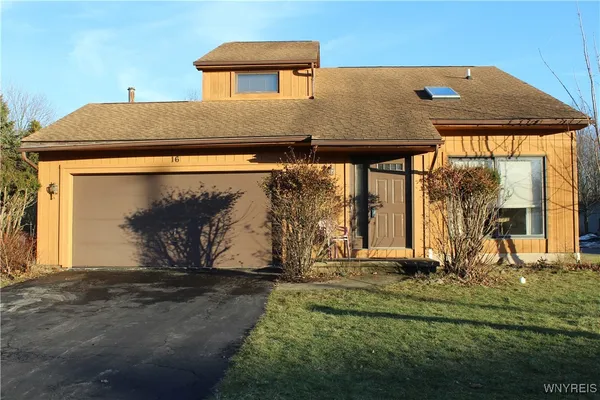 $2,700 | 16 Bluebird Lane, Amherst, NY 14228